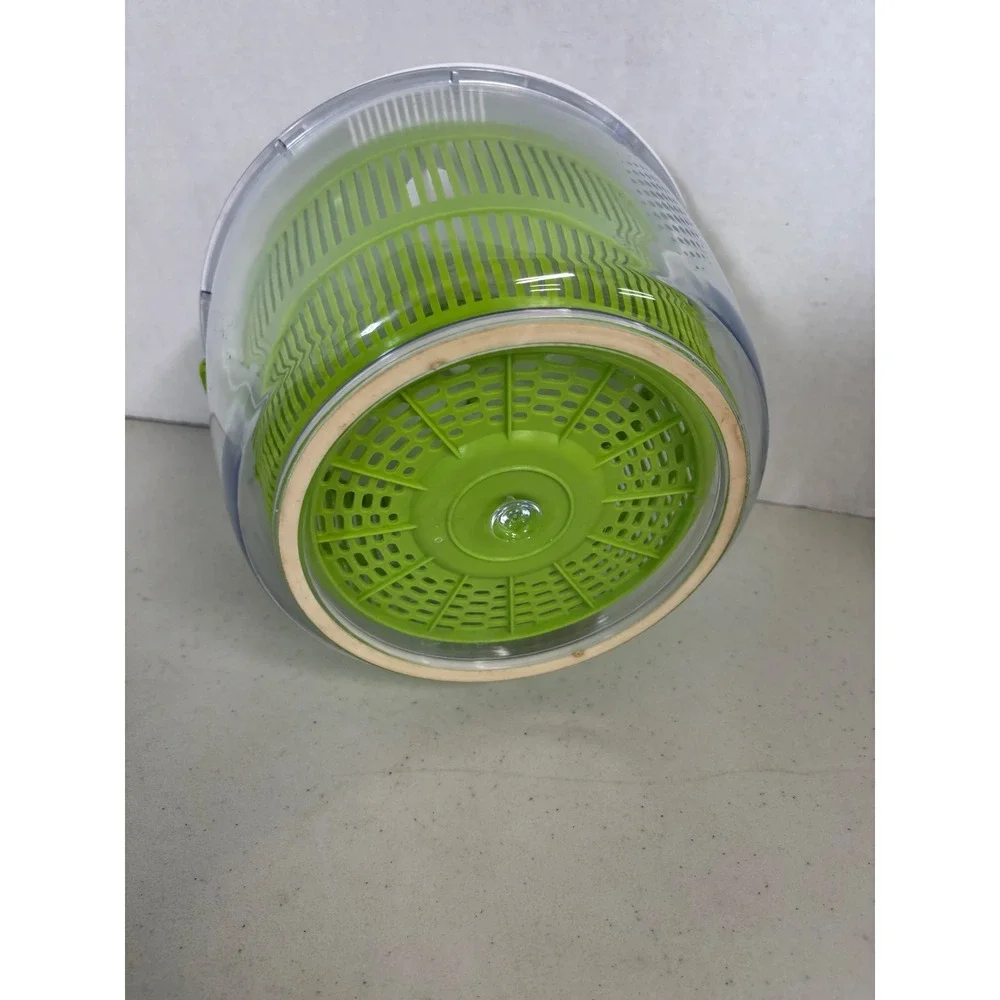 Cuisinart salad spinner